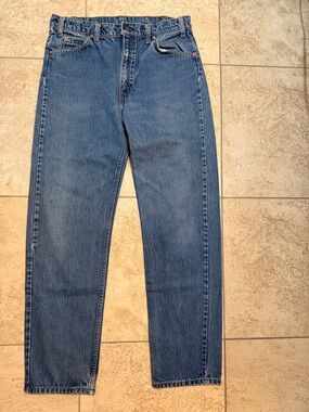 Vintage men’s Levi's Straight Fit Jeans 35x32